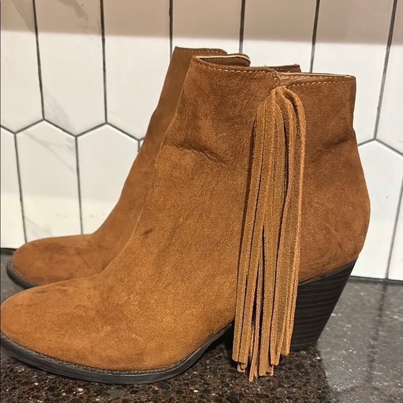 Mossimo Women's Fringe Ankle Boots Booties Side Zipper Brown Size 6 - Picture 3 of 9